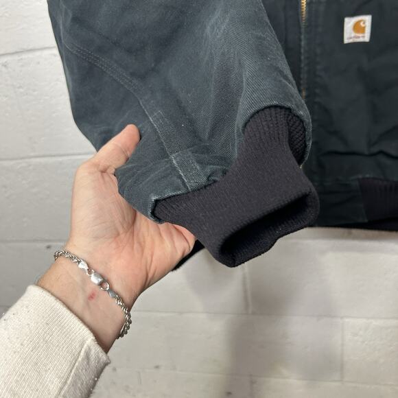 Vintage Carhartt Quilted Hooded Active Jacket “Black” J140 - Picture 5 of 8